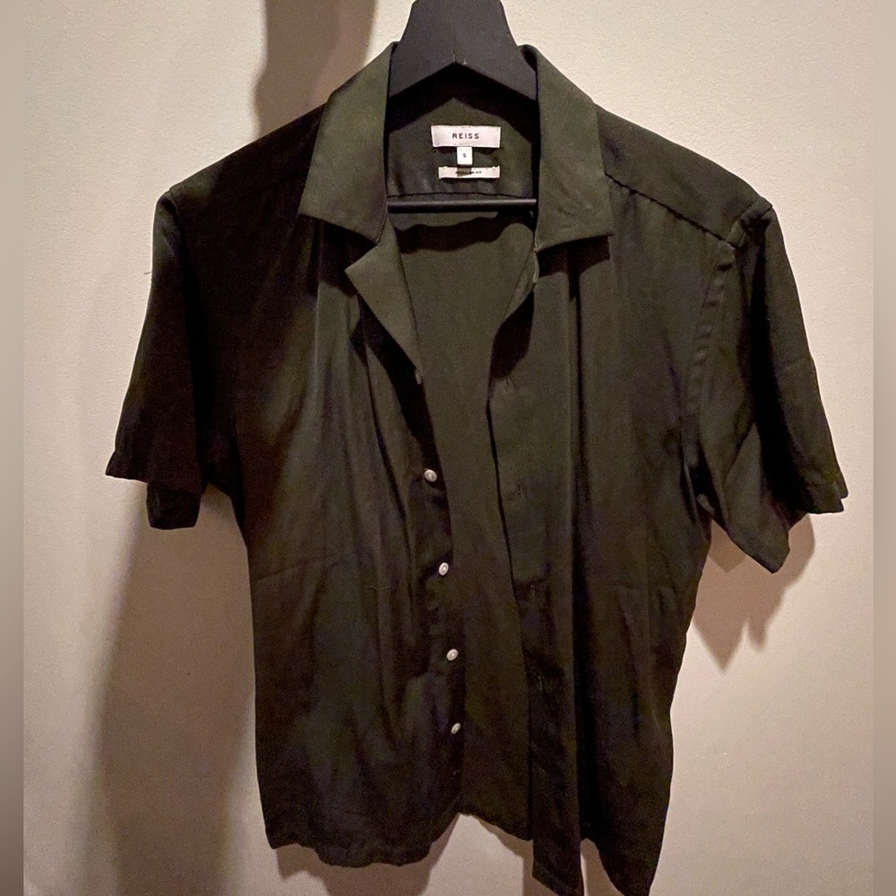 Reiss Camp Collar Short Sleeve Shirt in Olive, size small